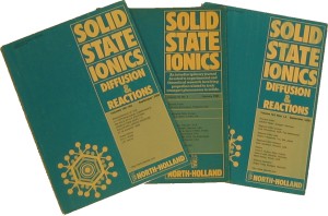 Unique Bargains Metal Book Corner Protectors Edge Cover Guard 0.98 x 0.98  x 0.2 Bronze Tone 30 pcs